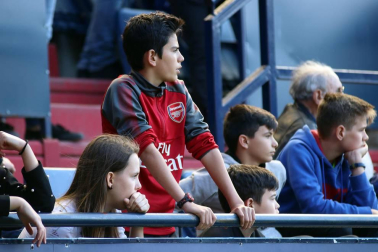 ¿Estuviste en el estadio durante el partido? Trata de encontrarte en la grada.