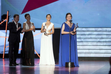 El cine iberoamericano celebró la quinta edición de la entrega de sus galardones en el parque mexicano de Xcaret.