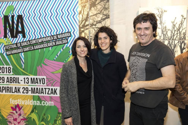 Haizea, Asociación por la danza en Navarra, cerró las actividades organizadas con motivo del Día de la Danza con la habitual Gala de teatro, que tuvo lugar un año más en el Auditorio de Barañáin. Los alumnos y alumnas de la asociación presentaron las coreografías preparadas para tal evento y compartieron el espacio con bailarines profesionales, que fueron los encargados de cerrar el espectáculo.