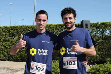 Más de cien trabajadores de 21 empresas navarras participaron en una carrera solidaria el 28 de abril con motivo del Día Mundial de la Seguridad y la Salud en el Trabajo. Bajo el nombre '1ª Carrera por la Seguridad Laboral', la prueba estuvo organizada por Rockwool, internacional presente en tres continentes y con una planta en Caparroso, y contó con la colaboración de la Fundación Industrial Navarra (FIN). Además de buscar aumentar la sensibilización en este ámbito, la carrera sirvió para recoger fondos con destino a la asociación Ibili.