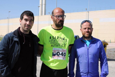 Más de cien trabajadores de 21 empresas navarras participaron en una carrera solidaria el 28 de abril con motivo del Día Mundial de la Seguridad y la Salud en el Trabajo. Bajo el nombre '1ª Carrera por la Seguridad Laboral', la prueba estuvo organizada por Rockwool, internacional presente en tres continentes y con una planta en Caparroso, y contó con la colaboración de la Fundación Industrial Navarra (FIN). Además de buscar aumentar la sensibilización en este ámbito, la carrera sirvió para recoger fondos con destino a la asociación Ibili.
