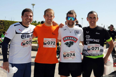 Más de cien trabajadores de 21 empresas navarras participaron en una carrera solidaria el 28 de abril con motivo del Día Mundial de la Seguridad y la Salud en el Trabajo. Bajo el nombre '1ª Carrera por la Seguridad Laboral', la prueba estuvo organizada por Rockwool, internacional presente en tres continentes y con una planta en Caparroso, y contó con la colaboración de la Fundación Industrial Navarra (FIN). Además de buscar aumentar la sensibilización en este ámbito, la carrera sirvió para recoger fondos con destino a la asociación Ibili.
