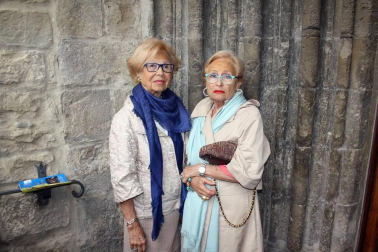 La Coral Nora celebró el domingo 29 de abril un concierto en la iglesia de los Padres Capuchinos. Un evento en el que estuvieron acompañados por el coro San Fermín Abesbatza y que supone el segundo capítulo de los actos organizados por este grupo musical con motivo de su 50 aniversario. En próximas fechas asistirán invitados al encuentro coral Musikaste de Errentería, participarán en la Misa-Homenaje a los Reyes de Navarra en Leyre e incluso viajarán a Praga, donde también darán a conocer su trabajo musical.