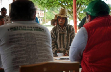 El bombero y cooperante Xabi Luna, vecino de Mutilva, viajó a México para llevar dinero y medicamentos al estado de Oaxaca, uno de los más afectados por los terremotos del pasado septiembre. Ahora relata en primera persona su experiencia allí