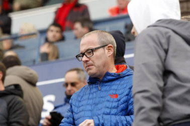 Fotos del búscate en la grada del Osasuna 2 - 1 Oviedo