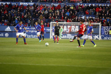 Fotos del partido Osasuna 2- 1 Oviedo disputado en El Sadar este sábado.