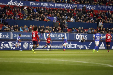 Fotos del partido Osasuna 2- 1 Oviedo disputado en El Sadar este sábado.