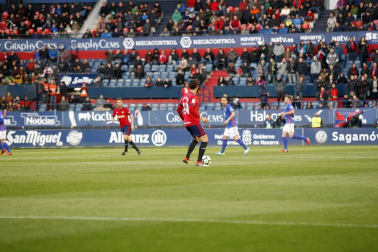 Fotos del partido Osasuna 2- 1 Oviedo disputado en El Sadar este sábado.