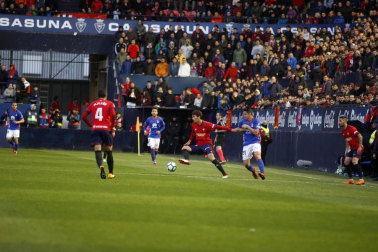 Fotos del partido Osasuna 2- 1 Oviedo disputado en El Sadar este sábado.