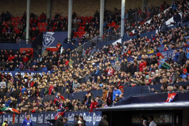 Fotos del partido Osasuna 2- 1 Oviedo disputado en El Sadar este sábado.