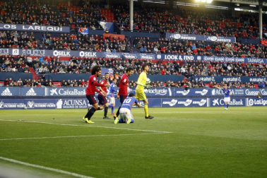 Fotos del partido Osasuna 2- 1 Oviedo disputado en El Sadar este sábado.