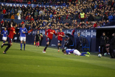 Fotos del partido Osasuna 2- 1 Oviedo disputado en El Sadar este sábado.