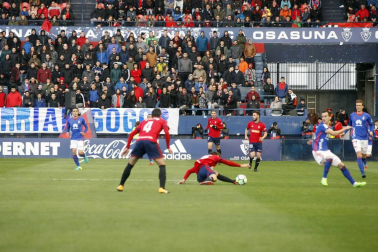 Fotos del partido Osasuna 2- 1 Oviedo disputado en El Sadar este sábado.