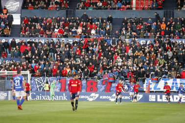 Fotos del partido Osasuna 2- 1 Oviedo disputado en El Sadar este sábado.
