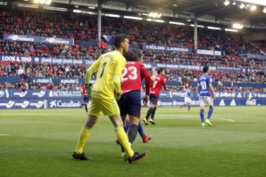 Fotos del partido Osasuna 2- 1 Oviedo disputado en El Sadar este sábado.