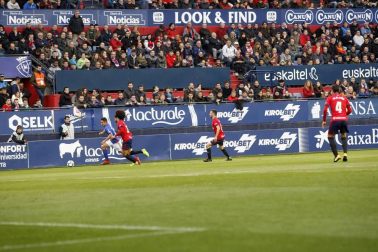 Fotos del partido Osasuna 2- 1 Oviedo disputado en El Sadar este sábado.
