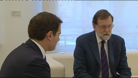 Rajoy y Rivera analizan en Moncloa el futuro del 155
