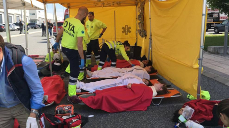 El Aeropuerto de Pamplona ha sido escenario este jueves de un simulacro de accidente