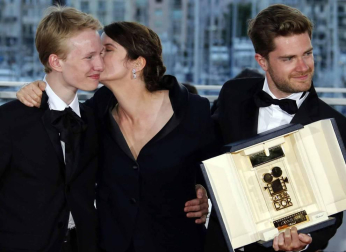 Varias fotos de los asistentes al fin del Fesival de Cannes de este año y de la ceremonia final
