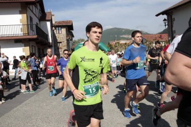 Fotos de la carrera disputada este sábado con fines solidarios en la que se han impuesto Javier Nagore e Izaskun Beunza.