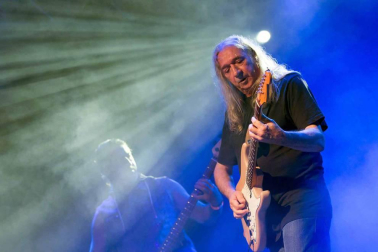 1.700 personas asistieron al concierto que ofreció dentro de su gira de despedida en el festival Estaciones Sonoras