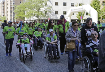 Imágenes de la primera carrera solidaria organizada en Pamplona por Adacen y Aspace Navarra el pasado domingo, 20 de mayo, con el objetivo de dar visibilidad a las personas con discapacidad.