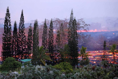 Una central geotérrmica de las islas Hawái está amenazada por la lava del volcán Kilauea.
