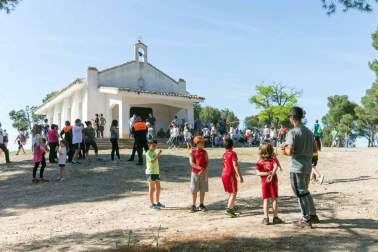 Cientos de tudelanos cumplieron con la tradición este martes 22 de mayo y acudieron a la ermita de la santa en la romería.