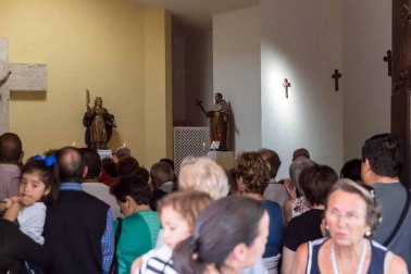 Cientos de tudelanos cumplieron con la tradición este martes 22 de mayo y acudieron a la ermita de la santa en la romería.