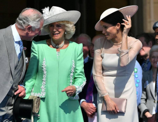 Harry y Meghan acuden a su primer acto oficial como marido y mujer