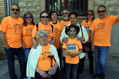 El domingo 20 de mayo se celebró la segunda edición de la marcha 'Murchante contra el cáncer'. Los vecinos de esta localidad se volcaron con la iniciativa solidaria, que invitada a completar el recorrido patinando, corriendo o andando. Además del evento deportivo, también se celebraron otras actividades paralelas, como animación infantil, pintacaras, manualidades y sorteos a los que se sumó reparto de migas, vino y chistorra.