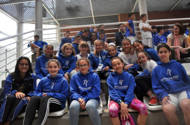 El sábado tuvo lugar en el polideportivo de Arrosadía la última jornada de los Juegos Deportivos de Navarra en la que los jugadores, acompañados de sus respectivas familias, convirtieron esta última cita competitiva en una auténtica fiesta del baloncesto foral. Durante el evento, la Federación Española de Baloncesto, con su presidente y exjugador internacional Jorge Garbajosa al frente, homenajeó a dos figuras del basket navarro por su trayectoria: Antonio Ros y Agustín Alonso. También participó en este reconocimiento la Consejera de Cultura, Deporte y Juventud del Gobierno de Navarra, Ana Herrera.
