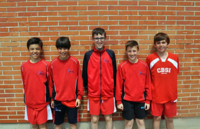 El sábado tuvo lugar en el polideportivo de Arrosadía la última jornada de los Juegos Deportivos de Navarra en la que los jugadores, acompañados de sus respectivas familias, convirtieron esta última cita competitiva en una auténtica fiesta del baloncesto foral. Durante el evento, la Federación Española de Baloncesto, con su presidente y exjugador internacional Jorge Garbajosa al frente, homenajeó a dos figuras del basket navarro por su trayectoria: Antonio Ros y Agustín Alonso. También participó en este reconocimiento la Consejera de Cultura, Deporte y Juventud del Gobierno de Navarra, Ana Herrera.