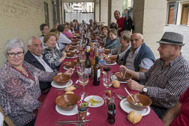 La lluvia no impidió que los actos programados siguieran el guion previsto