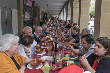 La lluvia no impidió que los actos programados siguieran el guion previsto