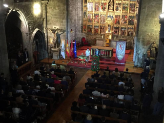 La Coral de Cámara de Pamplona ha recibido "emocionada" el Premio Príncipe de Viana de la Cultura 2018, un galardón que reconoce su trayectoria y le compromete a seguir avanzando.