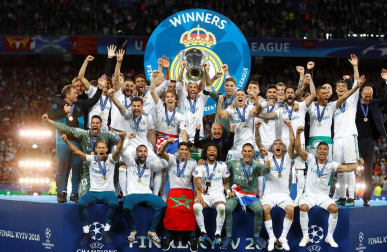 El Real Madrid consiguió su 13º título de Campeón de Europa, el tercero consecutivo, tras vencer en la final de Kiev al Liverpool por 3-1.
