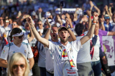 El Real Madrid consiguió su 13º título de Campeón de Europa, el tercero consecutivo, tras vencer en la final de Kiev al Liverpool por 3-1.