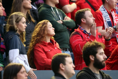 ¿Estuviste en el estadio durante el partido? Trata de encontrarte en la grada.