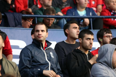 ¿Estuviste en el estadio durante el partido? Trata de encontrarte en la grada.