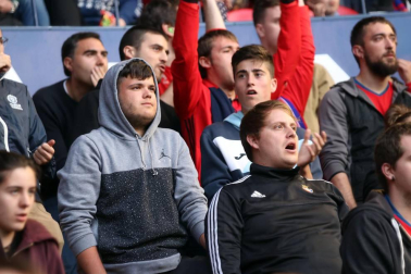 ¿Estuviste en el estadio durante el partido? Trata de encontrarte en la grada.