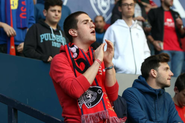¿Estuviste en el estadio durante el partido? Trata de encontrarte en la grada.