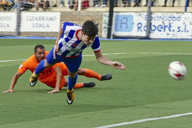 Los de Estella vencieron por al mínima y certificaron la permanencia en Segunda División B.