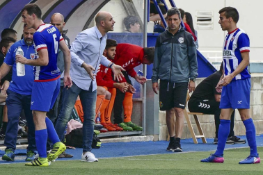 Los de Estella vencieron por al mínima y certificaron la permanencia en Segunda División B.