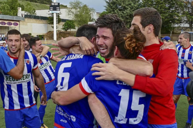 Los de Estella vencieron por al mínima y certificaron la permanencia en Segunda División B.