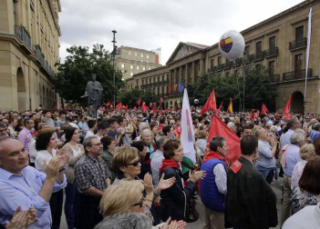 Fotos de la manifestación contra la política lingüística del Gobierno de Navarra celebrada este sábado en Pamplona.