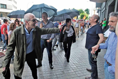 Fotos de la manifestación contra la política lingüística del Gobierno de Navarra celebrada este sábado en Pamplona.