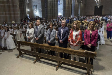 Procesión por las calles de Pamplona con motivo de la celebración del Corpus Christi.