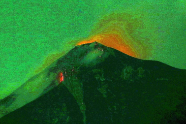 Cerca de 1,7 millones de personas se han visto afectadas por la erupción del volcán que ha causado al menos 25 muertos.