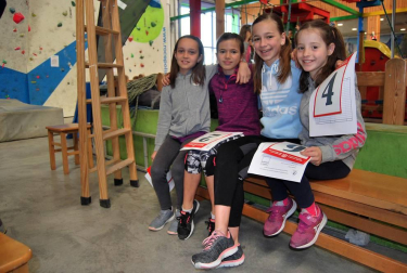 Cita con la escalada el sábado 2 de junio en Rocópolis, donde tuvo lugar la final de la disciplina de bloque correspondiente a los XXXI Juegos Deportivos de Navarra. Tomaron parte deportistas de las edades sub 12, sub 14, sub 16 y hasta 18 años; tanto en categoría masculina como femenina. Entre las 10 y las 11:45 horas se disputaron las rondas clasificatorias y a partir de las 12 horas, se desarrollaron las finales.